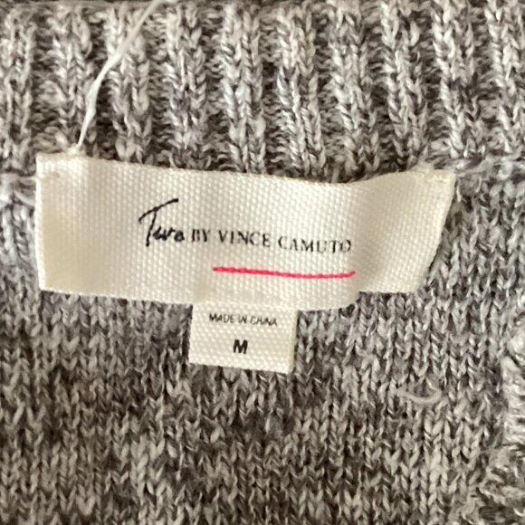 Two by Vince Camuto Women's Knit Sweater Size M V-Neck Oversized Bell Sleeves - Picture 7 of 8